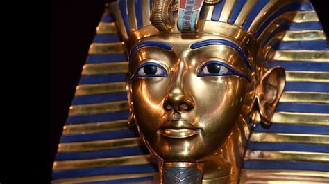 Sphinx and the curse of the ancient mummy